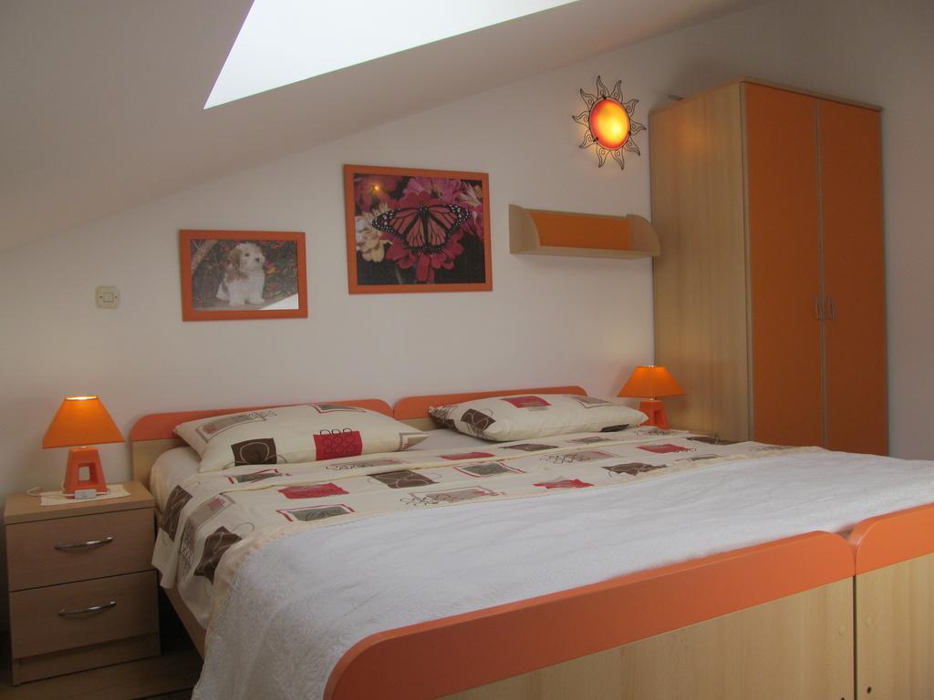 Apartment Danese โพรไมนา ห้อง รูปภาพ