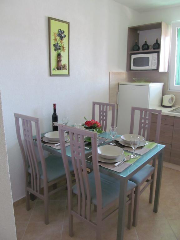 Apartment Danese โพรไมนา ห้อง รูปภาพ