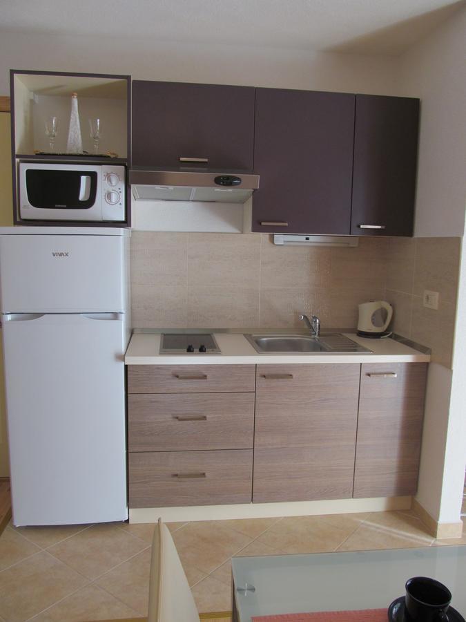 Apartment Danese โพรไมนา ภายนอก รูปภาพ